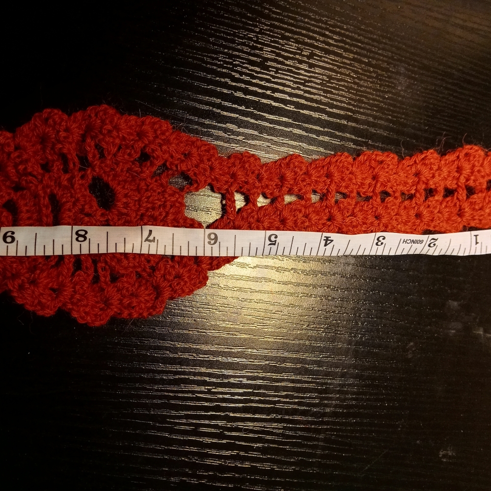 Skull crochet bookmark (red) - Picture 3 of 5